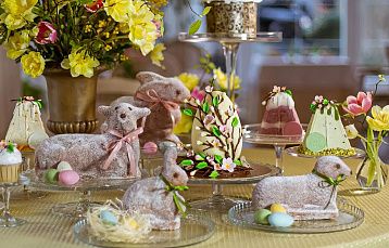Кронон Парк Отетль представил пасхальную коллекцию сладостей от шеф-кондитера
