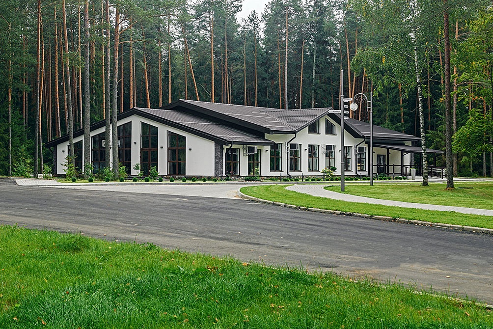 Загородный комплекс «Ислочь-Парк» (площадка для мероприятий)