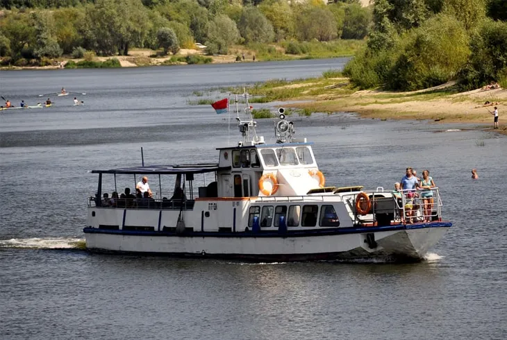 Прогулка на теплоходе в Беларуси