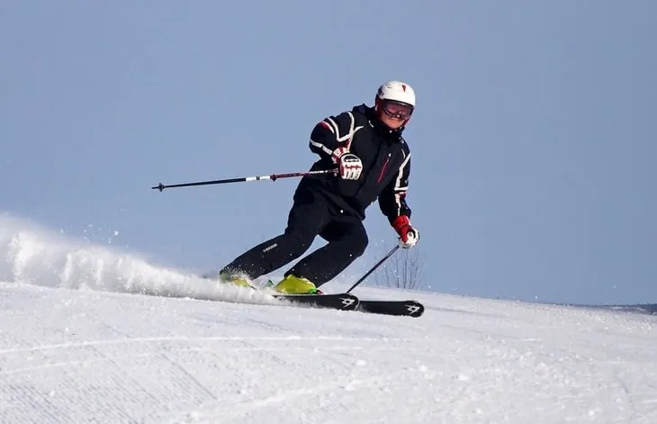 Покататься по снежным склонам