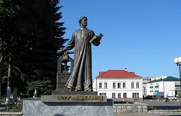 Мстиславль: монастырь кармелитов, церковь святого Александра Невского и ещё 2 объекта