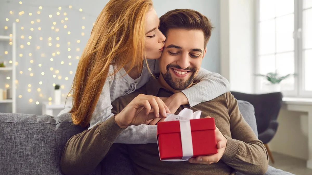 Небанальные подарки для мужчин: что дарить на 23 февраля