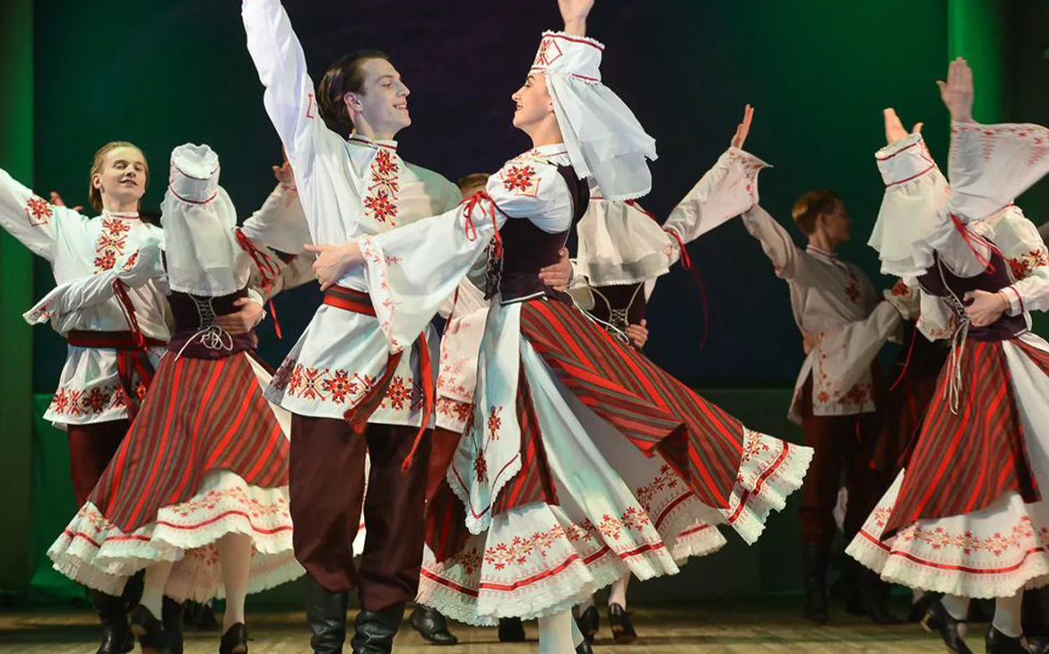 Нова полька. Белорусский танец Крыжачок. Лявониха белорусский народный танец. Крыжачок белорусский народный танец. Ансамбль Крыжачок БГУ.