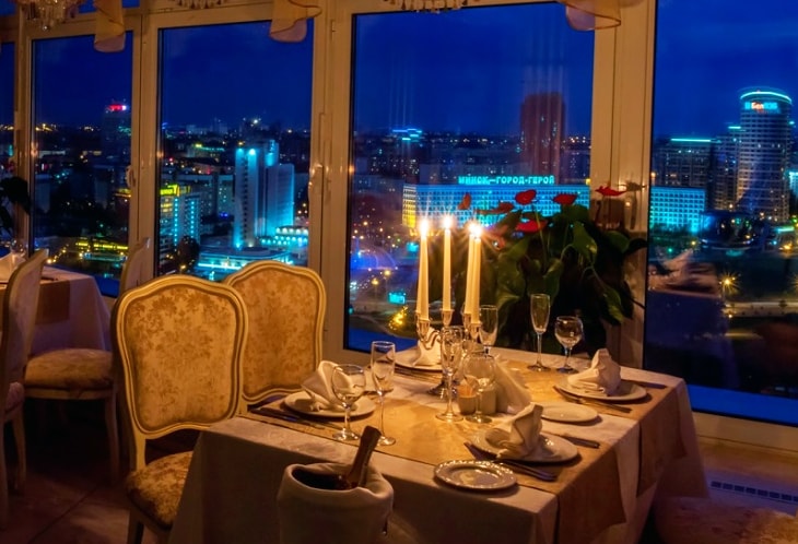 Романтический ужин в высотном ресторане Минска