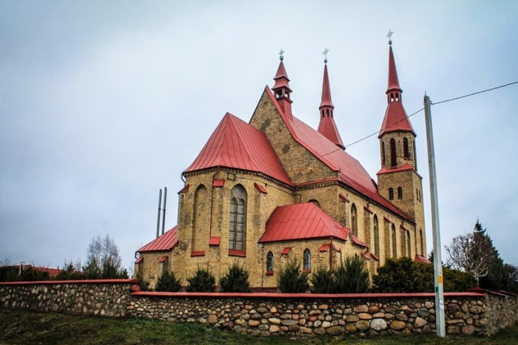 Церковь Святой Живоначальной Троицы (Зельва)