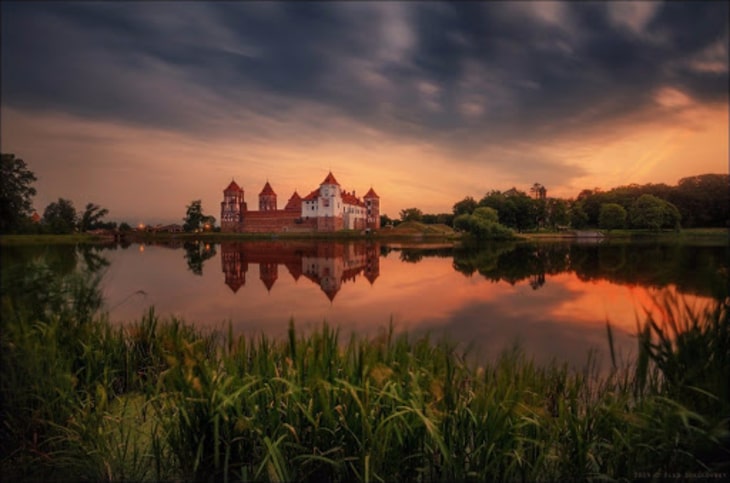 Мирский замок (Гродненская область)