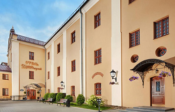 Гостиничный комплекс «Отель Монастырский»