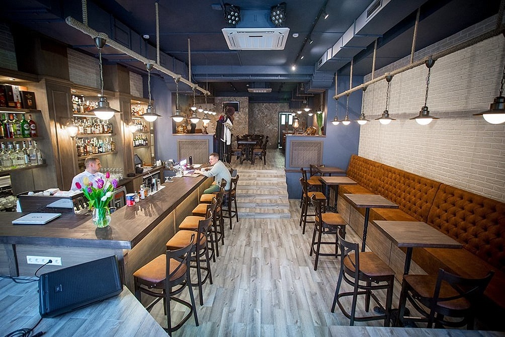 Бар Honky Tonk Piano Bar («Хонки Тонк Пиано Бар»)