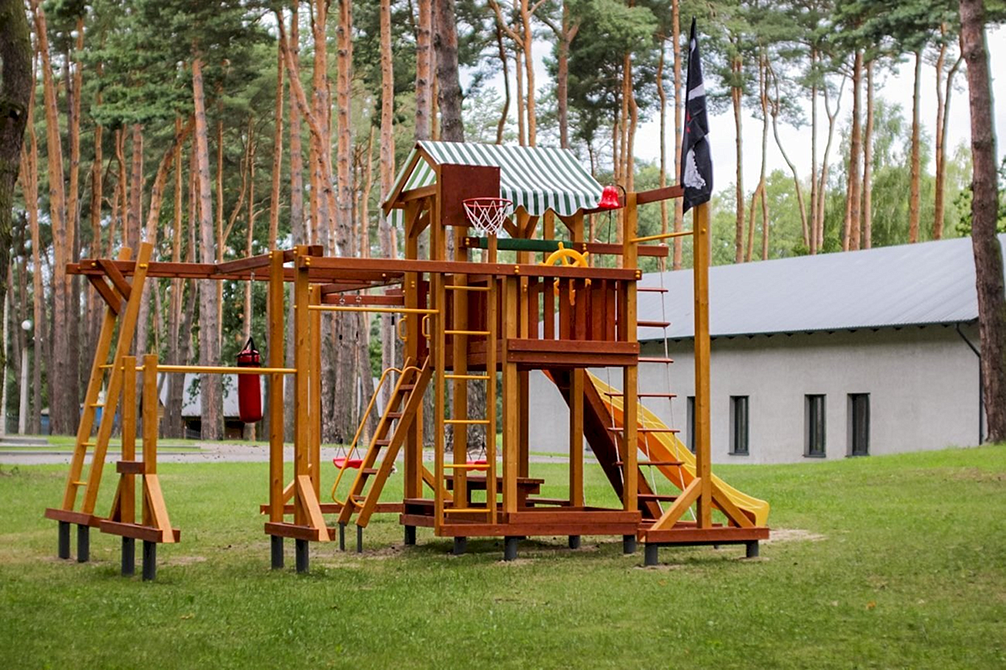 Площадка для мероприятий «Золотой Желудь» 