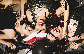 Назад в нулевые: ресторан «101» зовет на стильный новогодний корпоратив!