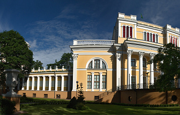 Как выглядел дворец Румянцевых и Паскевичей в XIX веке: в Гомеле проходит выставка-ретроспектива