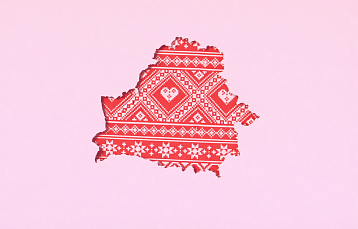 Дыктоўкі, квэсты і спектаклі: як краіна святкуе Дзень Роднай мовы