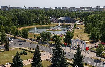 Молодечно: парк Победы, пешеходная улица им. С. Притыцкого, Костел св. Казимира и еще 4 объекта