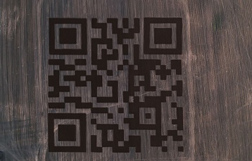 Гигантский QR-код появился на убранном поле под Минском