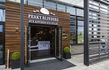Ресторан Peaky Blinders («Пики Блайндерс»)