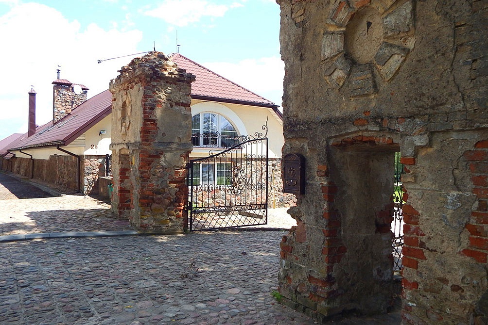 Агроусадьба «Карaлiнскi фaльварак Тызенгаўза» (Гродненская обл., Беларусь)