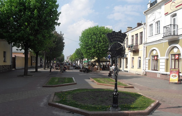 Брест: пешеходная улица Советская, Музей «Берестье» и ещё 4 объекта