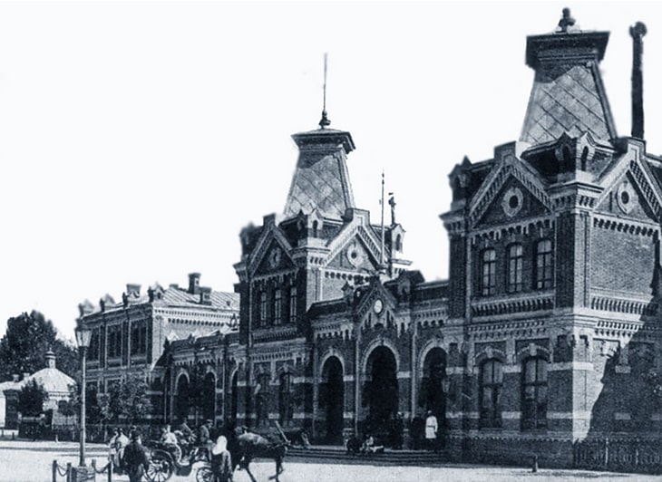Виленский железнодорожный вокзал 1898 года постройки