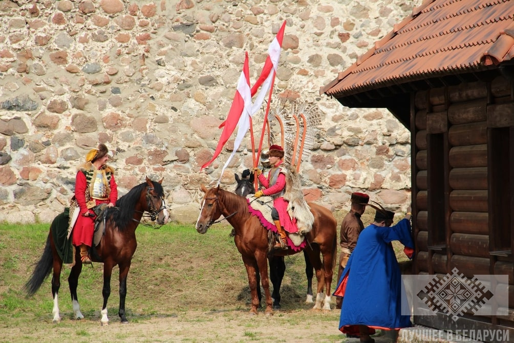 Фестиваль и рыцарские турниры (Лидский замок, Лида, Гродненская область, Беларусь)